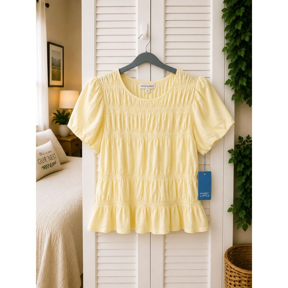 Market & Spruce Women's Smocked Short Sleeve Crew Neck Tee Yellow Small NWT